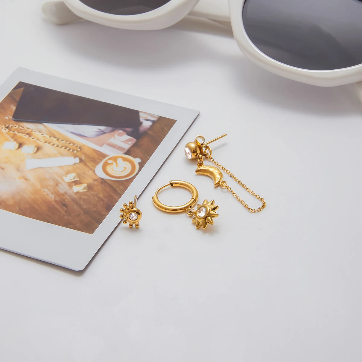 Set Zirconia Sun Hammered Design Stud Earrings