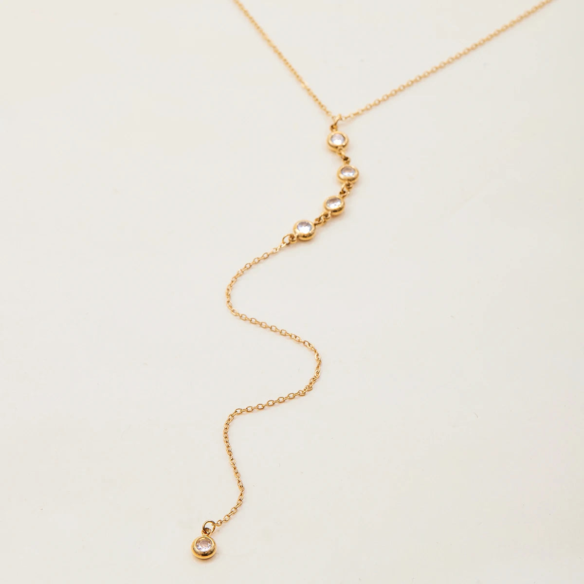 Y Pendant Shape Necklace