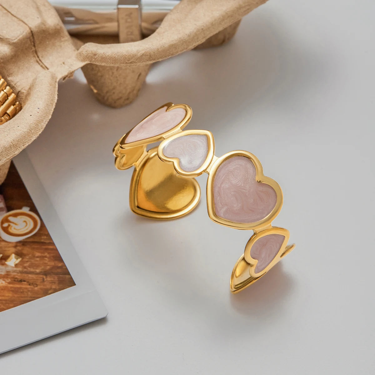 Rosehold - A pink-toned clasp on your wrist