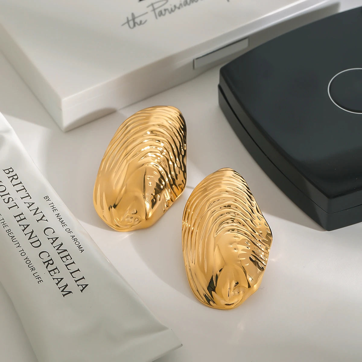 Golden Whisper – Soft shimmer gold stud Earrings
