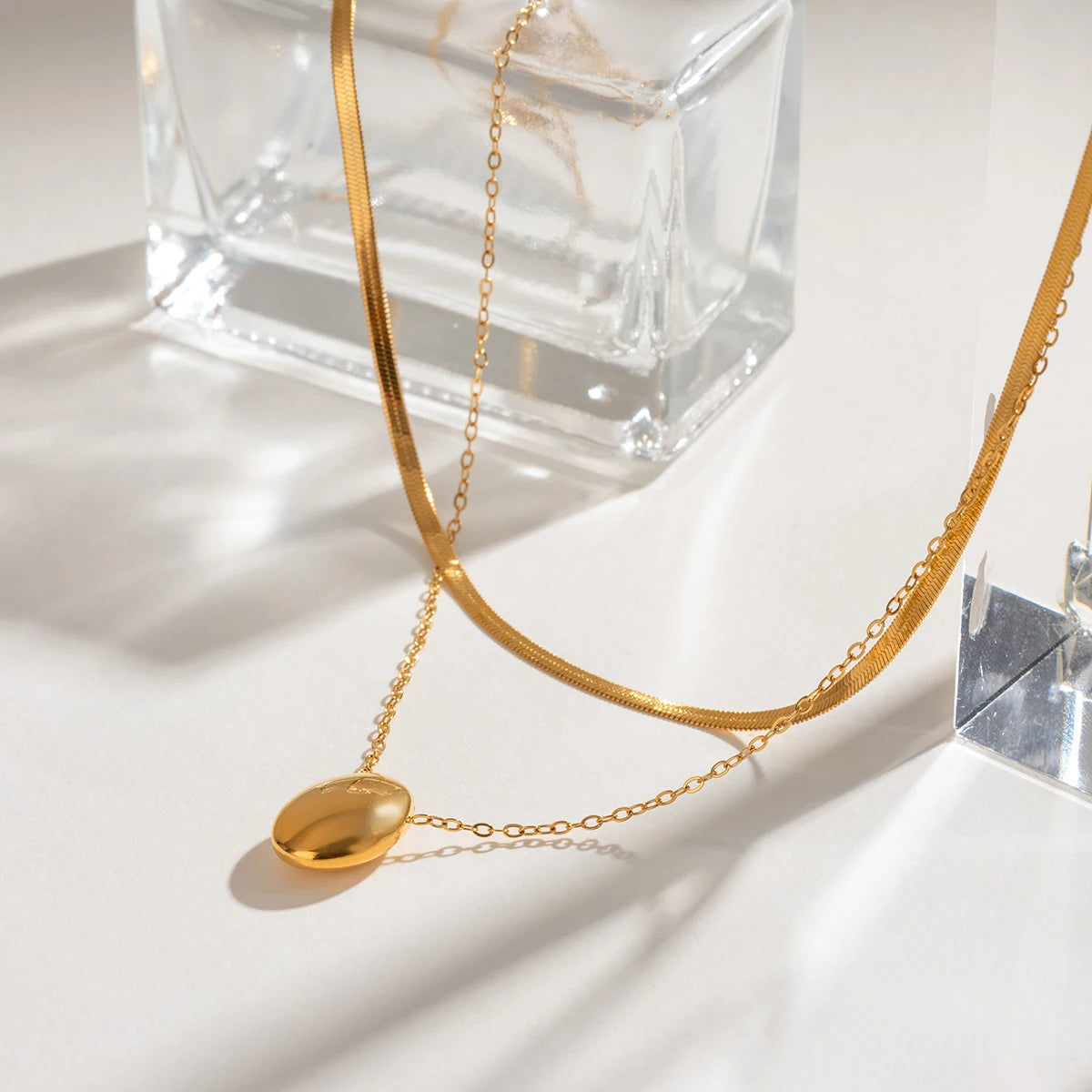 Double Layer Chain Oval Pendant Necklace
