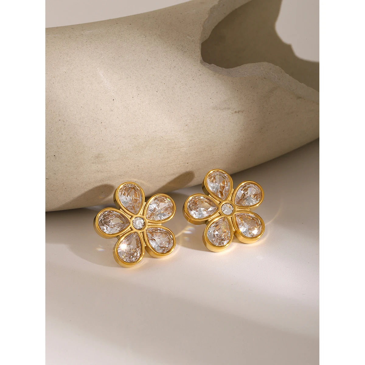 Flower Zirconia Stud  Earrings