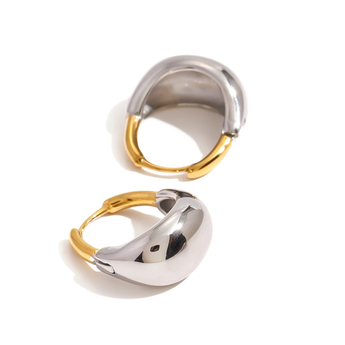 Golden Flow – Smooth luxe gold style Drop Earrings