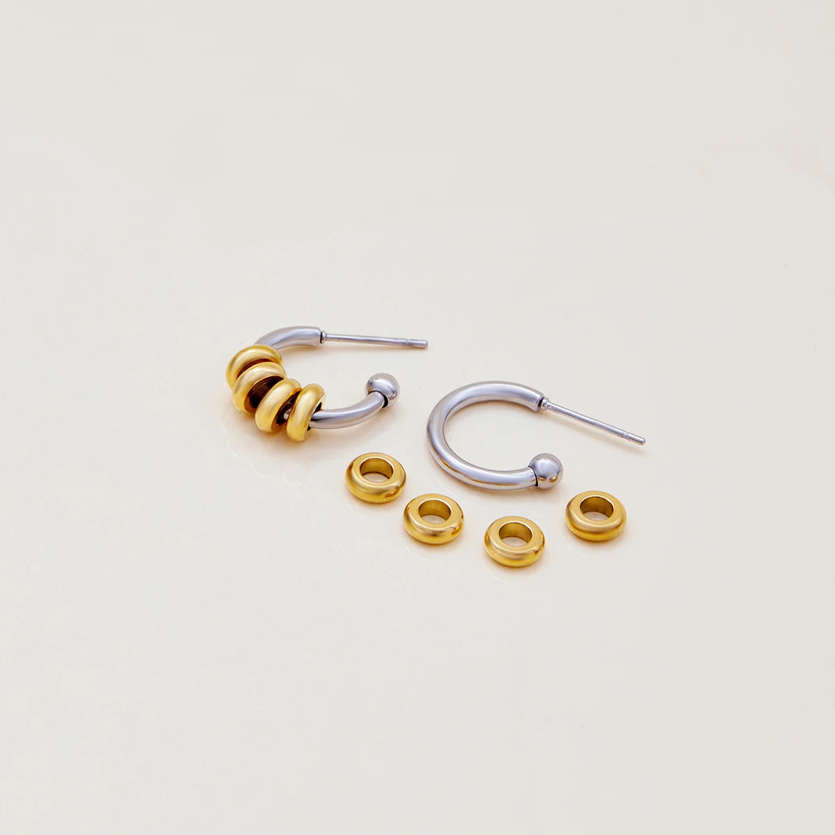 Circle Design Small C-Shaped Earrings