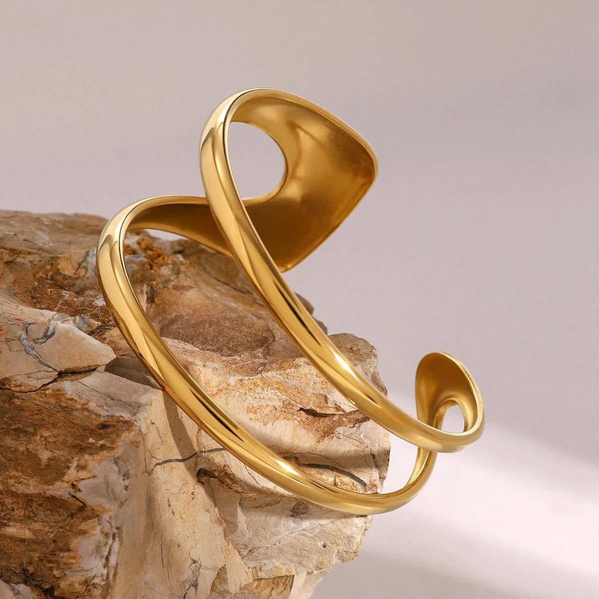 Torra – evokes a circular form
