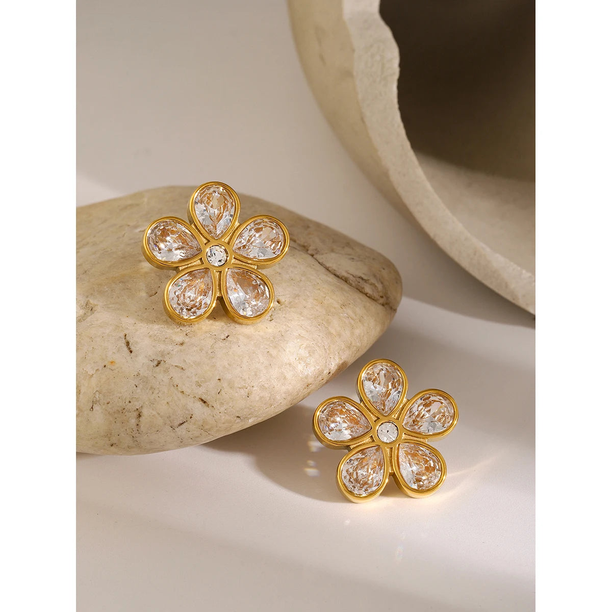 Flower Zirconia Stud  Earrings