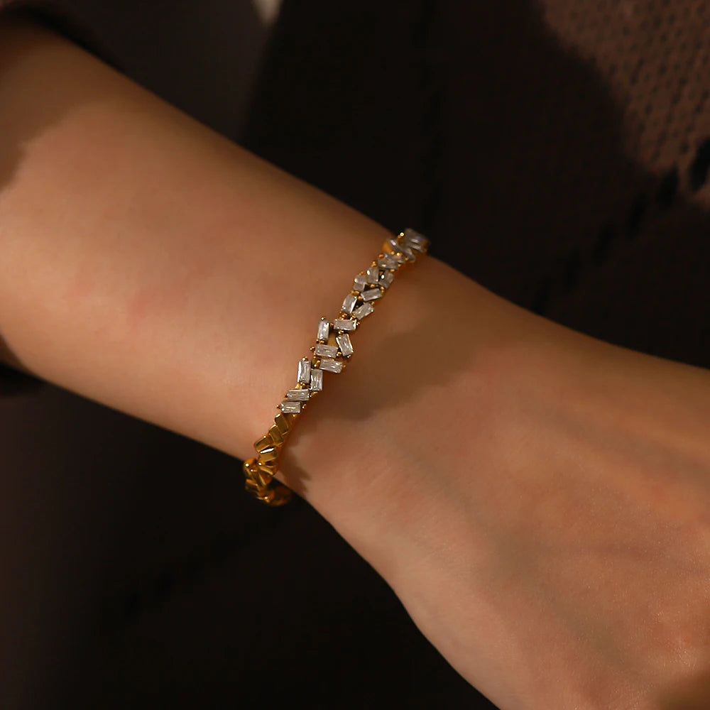 Zircon Glow Bracelet