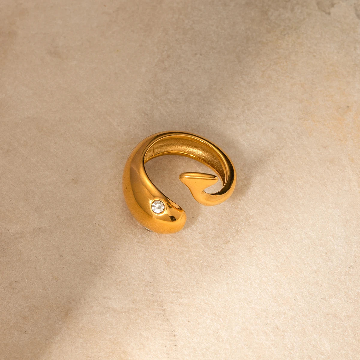 Fish-shaped Chubby Open Ring